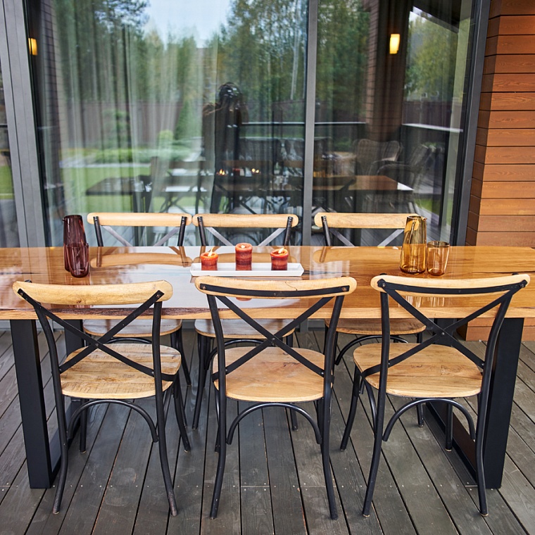 Ferrum - Dining table