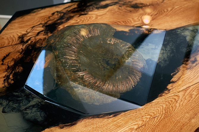 Стол с&nbsp;древней историей