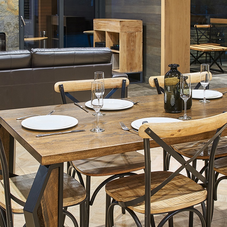 Cyphara - Dining table